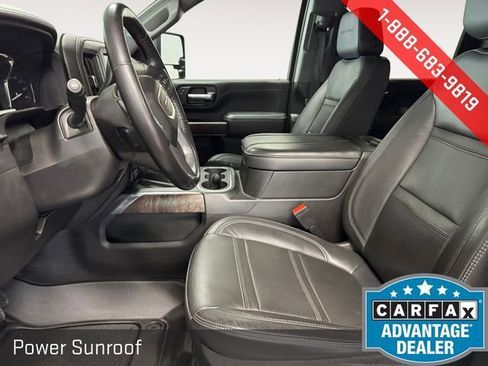 Used 2023 GMC Sierra 3500 Denali w/ Denali Black Diamond Edition image 8