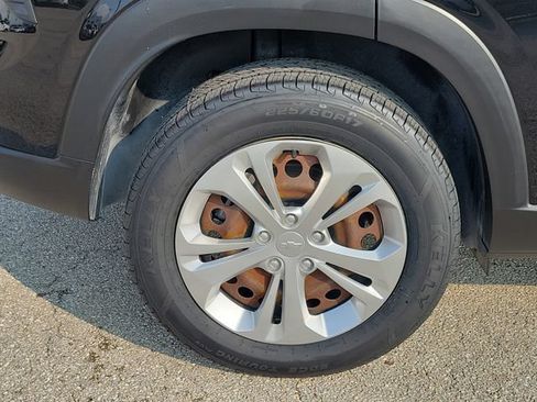 Used 2024 Chevrolet Trax LS FWD image 10