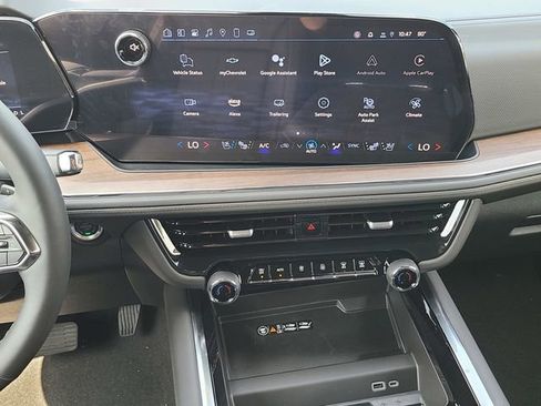 New 2025 Chevrolet Suburban High Country image 22