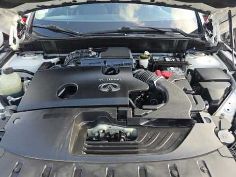 Used 2019 INFINITI QX50 Essential w/ Proactive Package AWD/4WD image 8