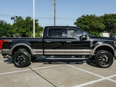 Used 2018 Ford F250 King Ranch w/ Chrome Package image 7
