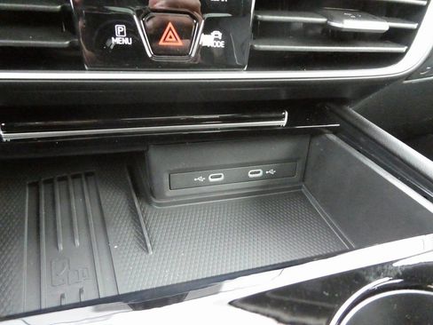 New 2026 Volkswagen Atlas SEL Premium R-Line AWD/4WD image 17