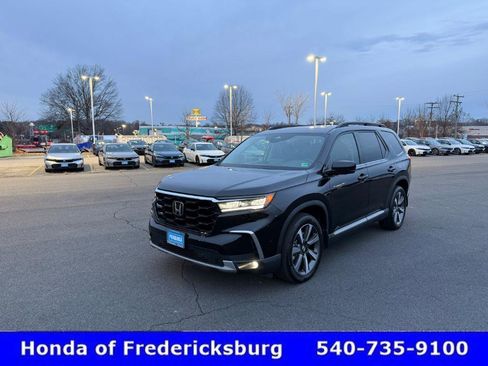 Certified 2025 Honda Pilot Elite image 2