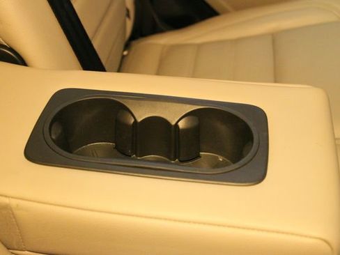 Used 2019 Ford Escape Titanium w/ U9j03 - Titanium Tow Package image 15