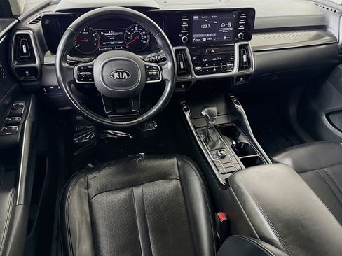 Used 2021 Kia Sorento S w/ Panoramic Sunroof Package image 17