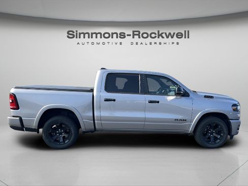 Used 2025 RAM 1500 Big Horn AWD/4WD image 6