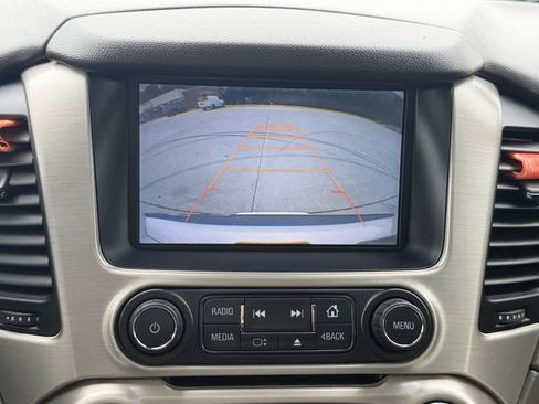 Used 2015 GMC Yukon Denali w/ Premium Package AWD/4WD image 15