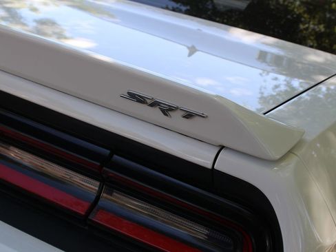 Used 2015 Dodge Challenger SRT w/ Technology Group image 61