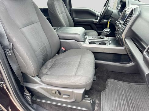 Used 2019 Ford F150 XLT w/ Equipment Group 302A Luxury AWD/4WD image 21