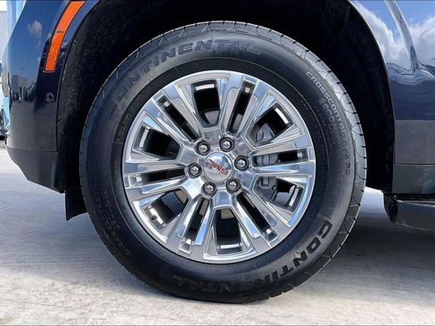 Used 2025 GMC Yukon Denali image 11