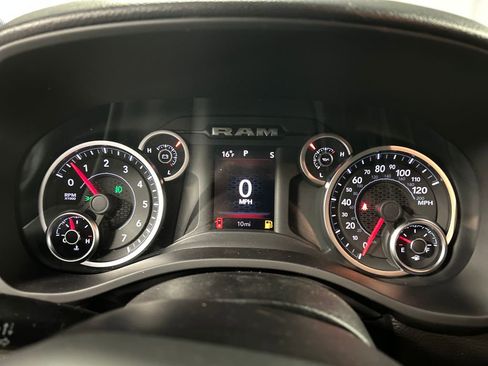 New 2026 RAM 1500 4x4 Crew Cab image 14