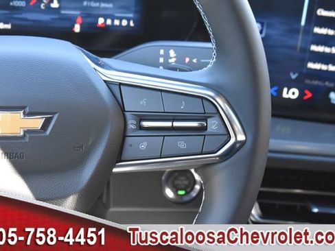 New 2026 Chevrolet Traverse LT w/ Driver Confidence Package image 24