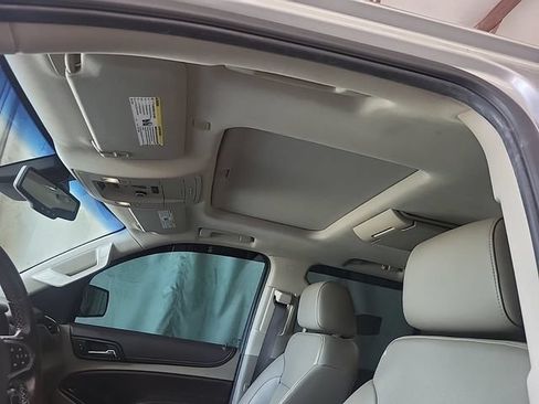 Used 2019 Chevrolet Tahoe Premier AWD/4WD image 13