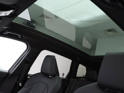 Used 2025 BMW X3 xDrive30i w/ Premium Package image 17