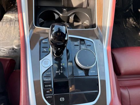 Used 2022 BMW X6 xDrive40i w/ M Sport Package AWD/4WD image 29