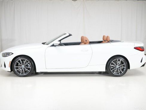 Used 2024 BMW 430i Convertible image 2