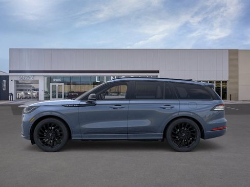 New 2026 Lincoln Aviator Reserve AWD/4WD image 3