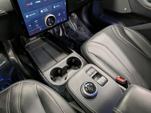 Used 2021 Ford Mustang Mach-E Premium image 14