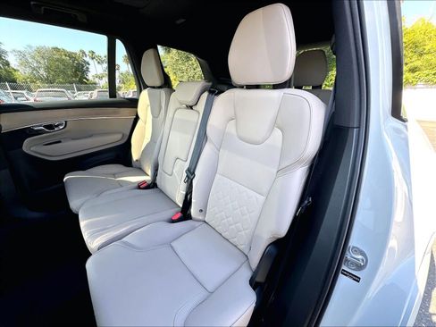 New 2026 Volvo XC90 B5 Core AWD/4WD image 12