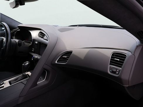Used 2017 Chevrolet Corvette Grand Sport RWD image 11