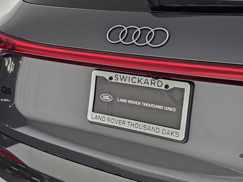 Used 2025 Audi Q5 Premium Plus w/ Premium Plus AWD/4WD image 13