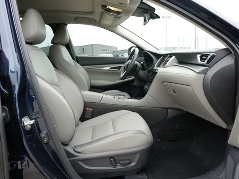 Certified 2023 INFINITI QX50 Luxe w/ Cargo Package FWD image 22