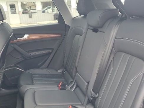 Used 2022 Audi Q5 2.0T Premium Plus w/ Premium Plus Package image 16