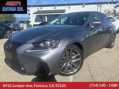 Used 2018 Lexus IS 300 image 1