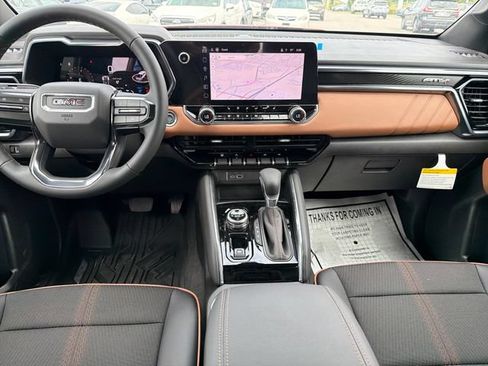 New 2026 GMC Canyon AT4 AWD/4WD image 9