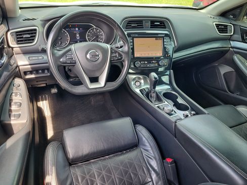 Used 2020 Nissan Maxima Platinum w/ Sport Mat Group FWD image 15