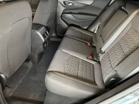 Used 2024 Chevrolet Equinox LT AWD/4WD image 21
