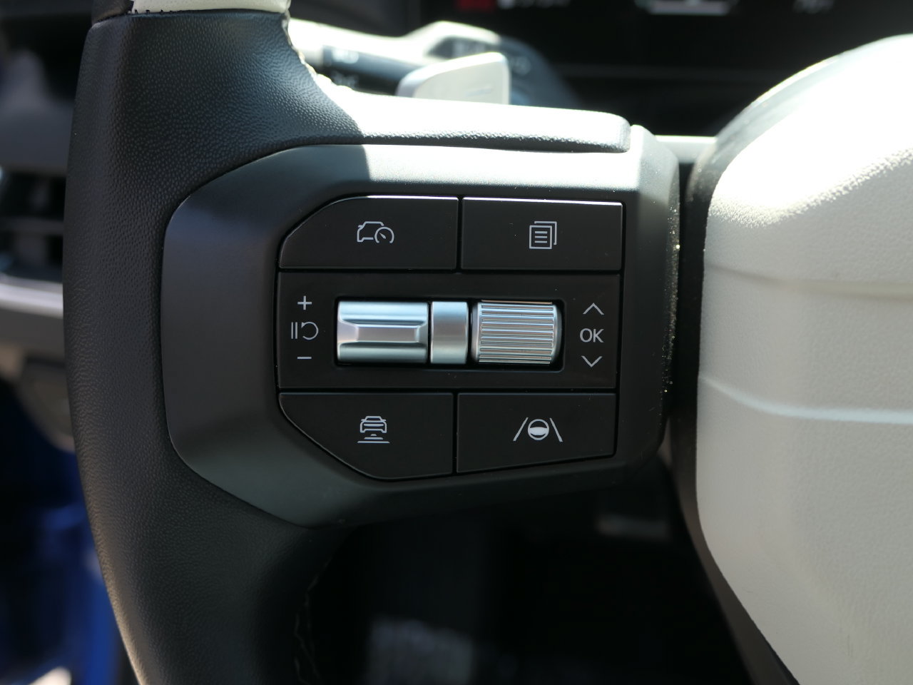 Certified 2025 Kia K4 GT-Line w/ GT-Line Premium Package FWD image 15