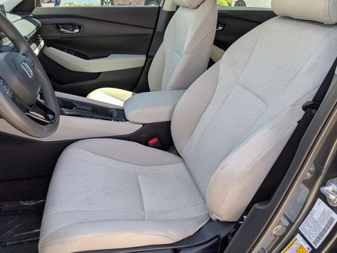 Used 2025 Honda Accord LX image 15
