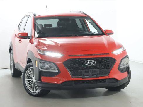 Used 2019 Hyundai Kona SEL image 2
