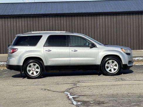 Used 2015 GMC Acadia SLE image 2