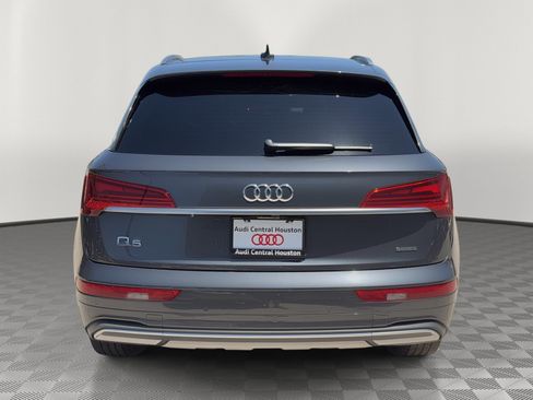 Used 2023 Audi Q5 2.0T Premium w/ Convenience Package AWD/4WD image 10