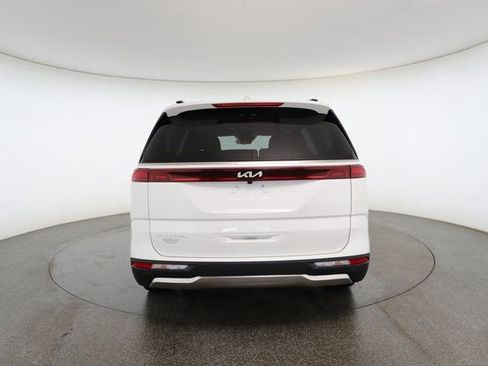 Used 2024 Kia Carnival SX image 14