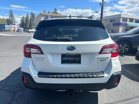 Used 2019 Subaru Outback 3.6R Limited image 4