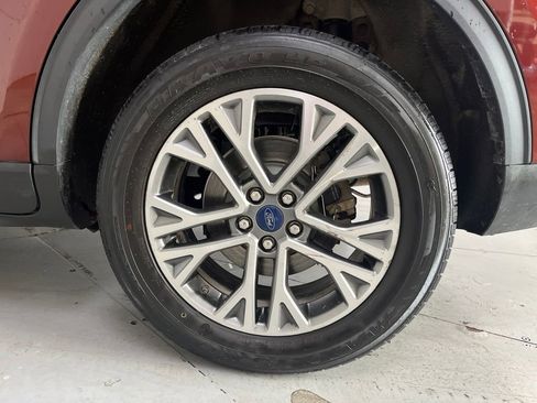 Used 2021 Ford Escape SEL AWD/4WD image 15