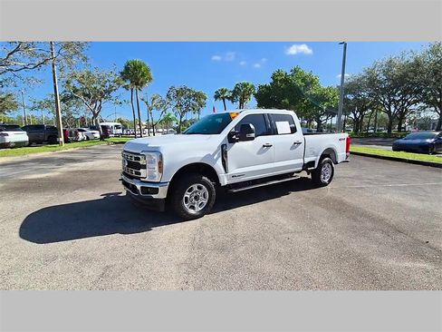 Used 2025 Ford F250 XLT image 28