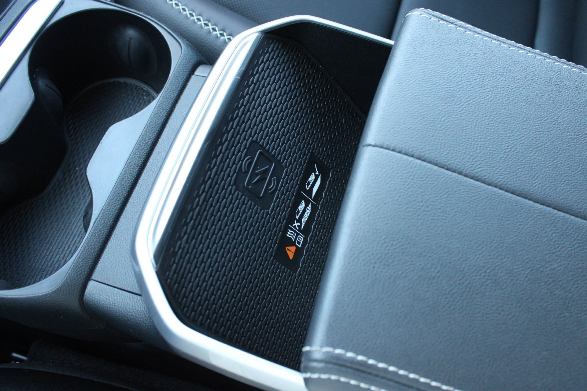 Used 2026 GMC Terrain Denali w/ LPO, Floor Liner Package AWD/4WD image 44