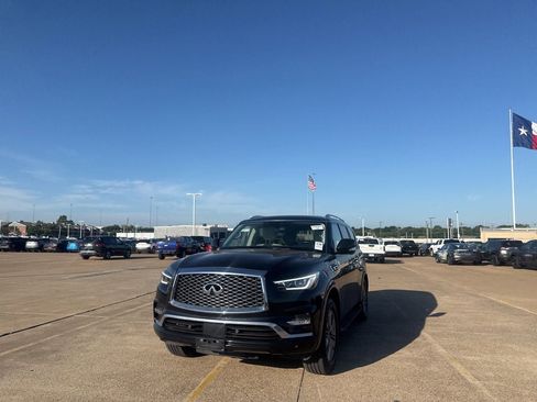 Used 2021 INFINITI QX80 Luxe w/ Cargo Package RWD image 7