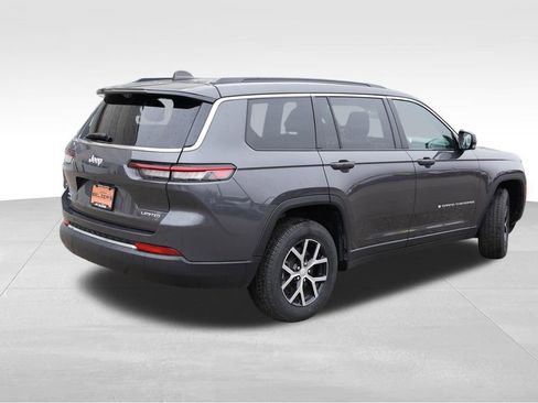 Certified 2024 Jeep Grand Cherokee L Limited w/ Luxury Tech Group II AWD/4WD image 5
