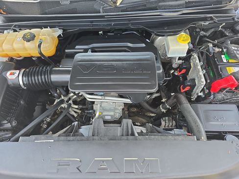 Used 2019 RAM 1500 Rebel AWD/4WD image 32