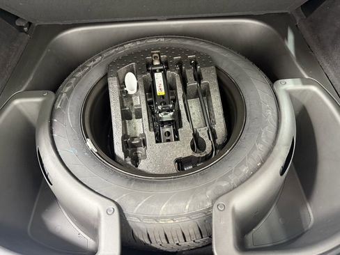 Used 2018 Jeep Grand Cherokee Summit w/ Platinum Series Group image 39