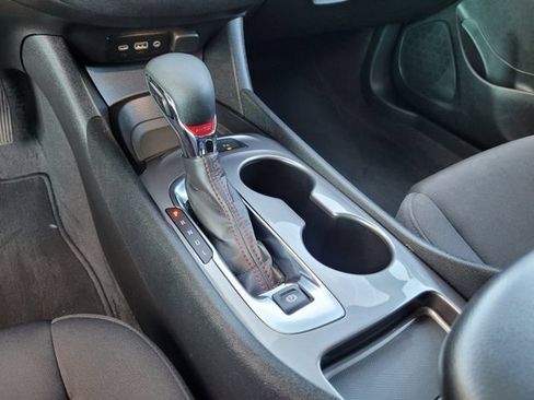 Used 2025 Chevrolet Malibu RS FWD image 21