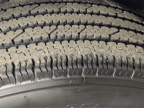 Used 2024 GMC Savana 2500 w/ Driver Convenience Package image 8