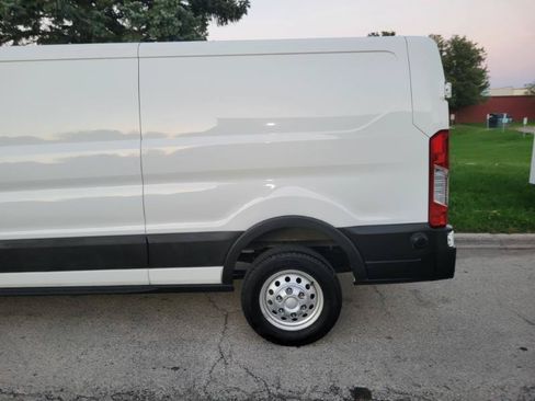 Used 2023 Ford Transit 150 Low Roof AWD image 23