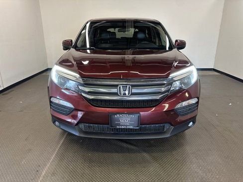 Used 2018 Honda Pilot EX image 2