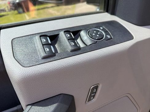 Used 2022 Ford F250 XL w/ STX Appearance Package AWD/4WD image 20